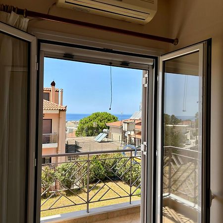 "Twin Apartments" In Kyparissia Exterior photo